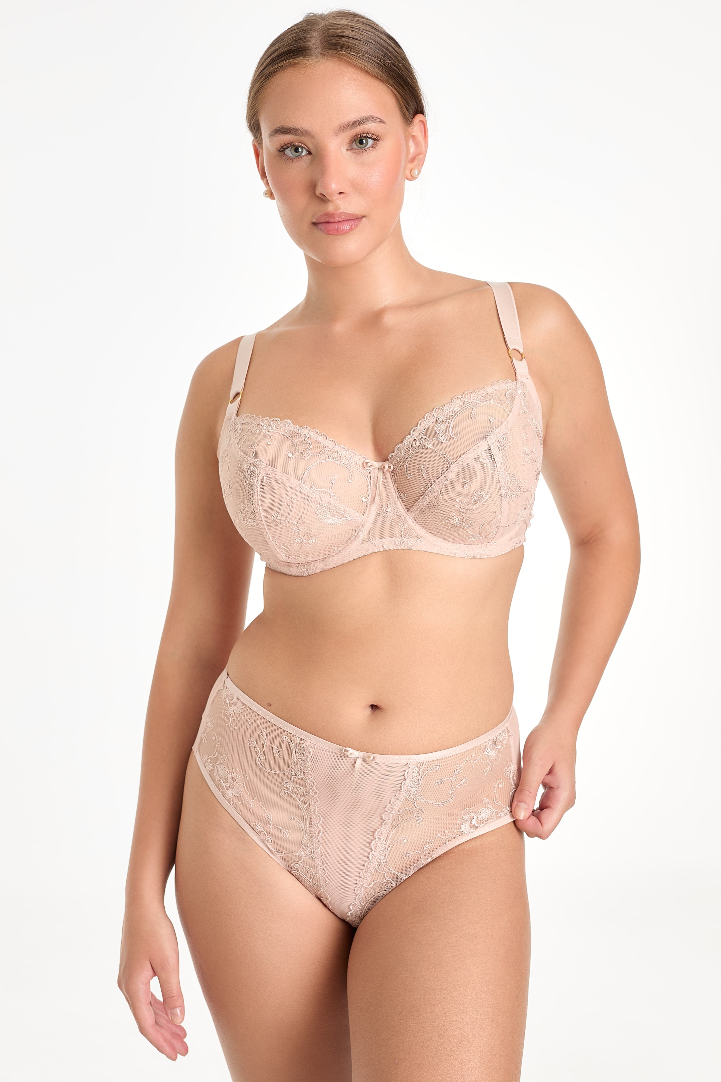 Kira full cup B161 bra cappuccino