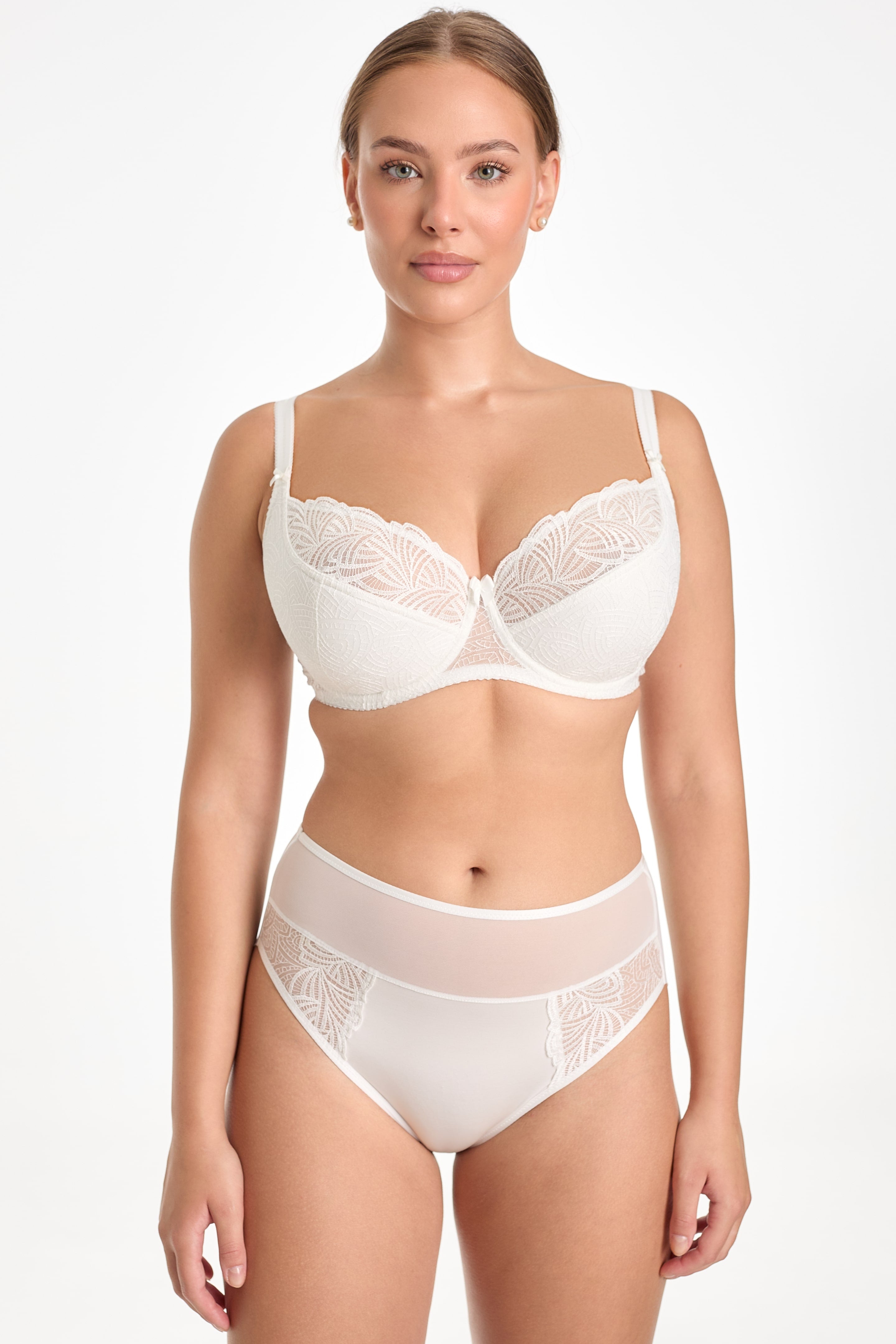 Rina semi-soft bra B150 cream