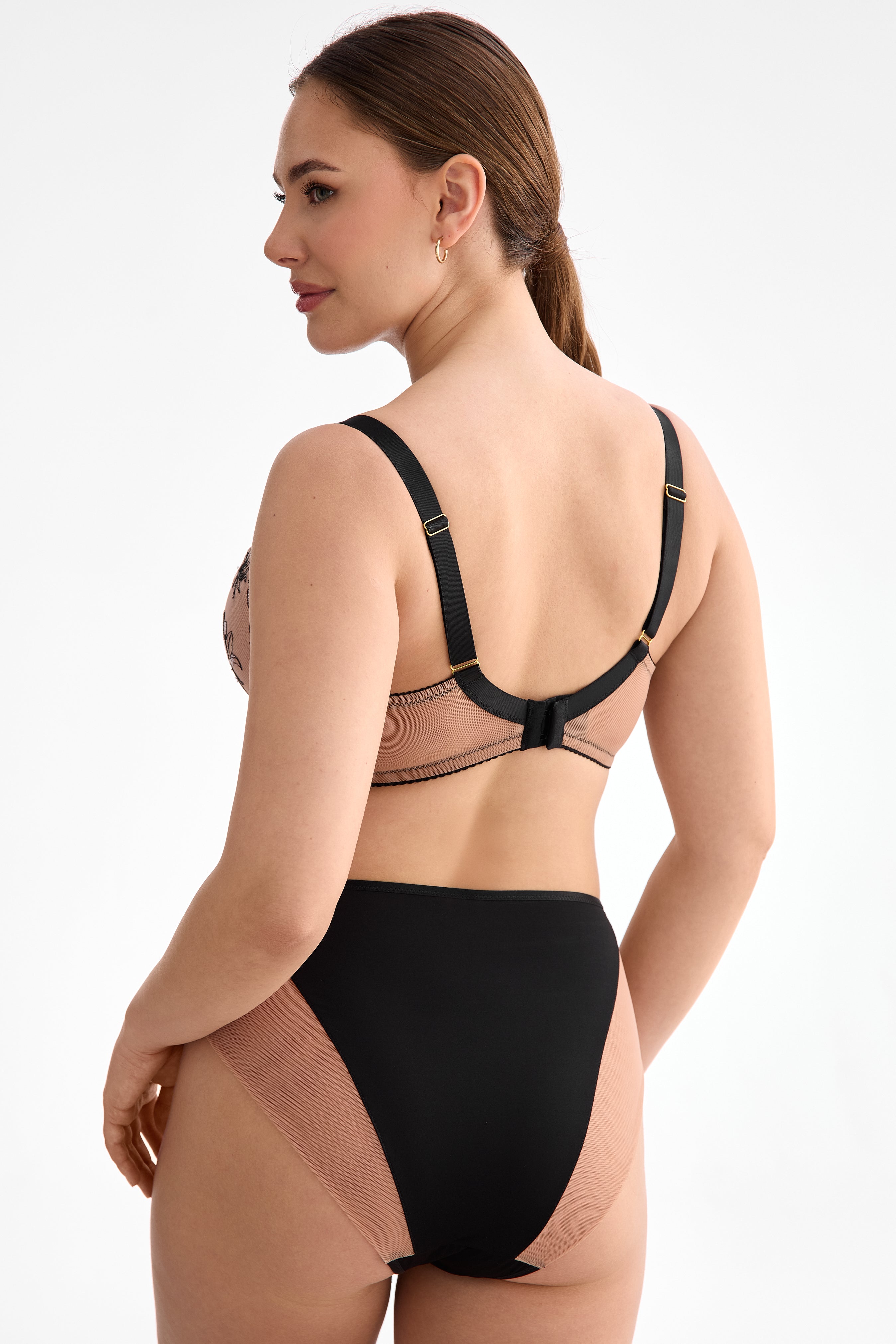 Salma high waisted panties C125 beige-black